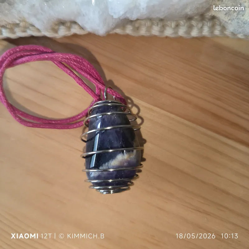 Pendentif Améthyste Polie – Pierre Naturelle