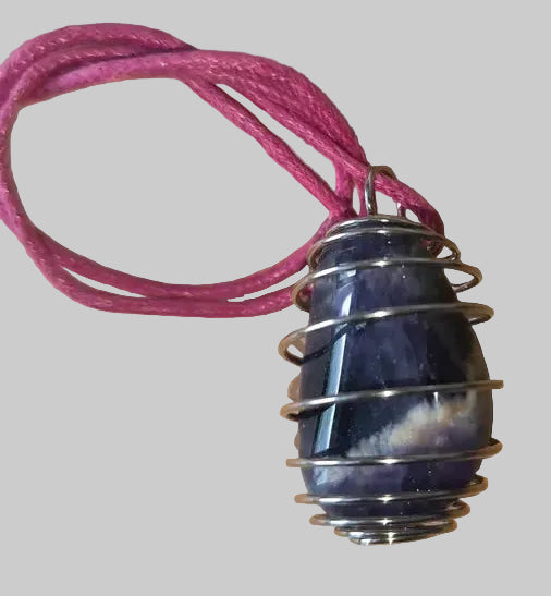 Pendentif Améthyste Polie – Pierre Naturelle
