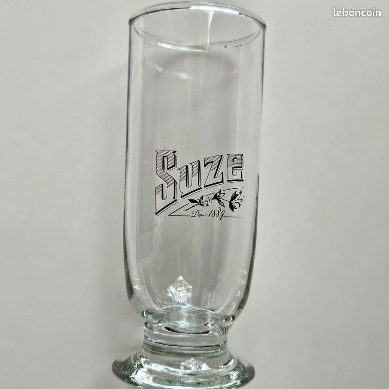 Verre Suze gravé - Pièce de collection