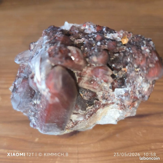 Quartz Ferrugineux – Pierre Naturelle Brute