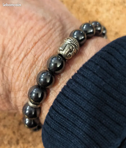Bracelet en hématite avec perle centrale Bouddha