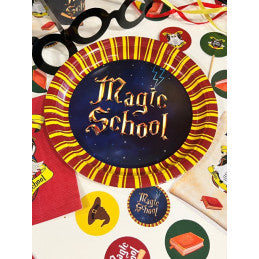 8 assiettes 23 cm en carton Magic School - Par 12